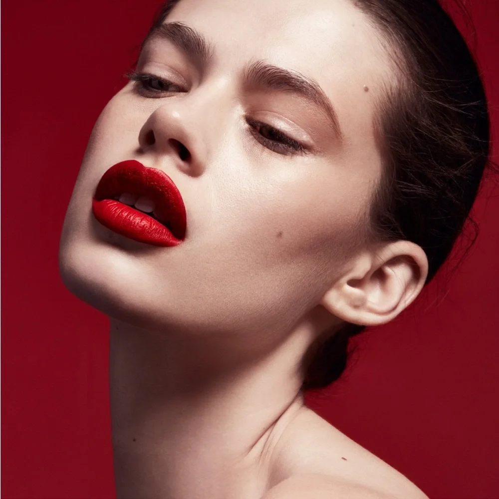 Fenty Beauty by Rihanna STUNNA LIP PAINT in Uncensored - Picture 6 of 13